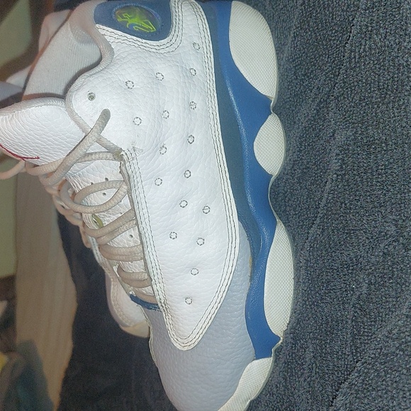 Boys Jordan shoes - Picture 4 of 4